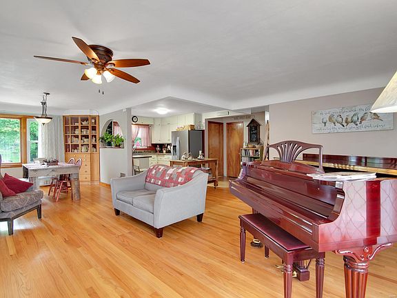 4th image of 274 Norwood Pl