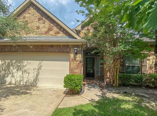 10 Arrowfeather Pl, Spring, TX 77389