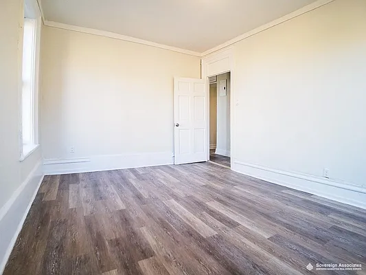 Rented by Sovereign Associates | media 7