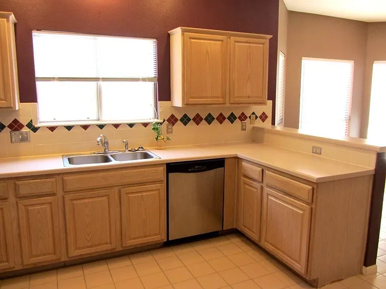 1815 Hickory Ridge Cv — Photo 8