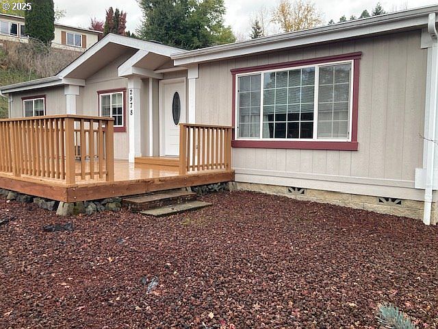 1st image of 2978 NE Privado Ct