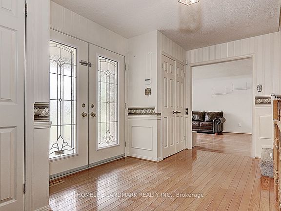5th image of 99 Burndean Ct