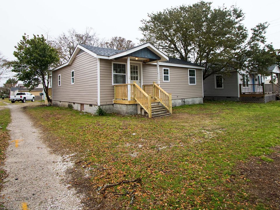 1st image of 502 Arendell St