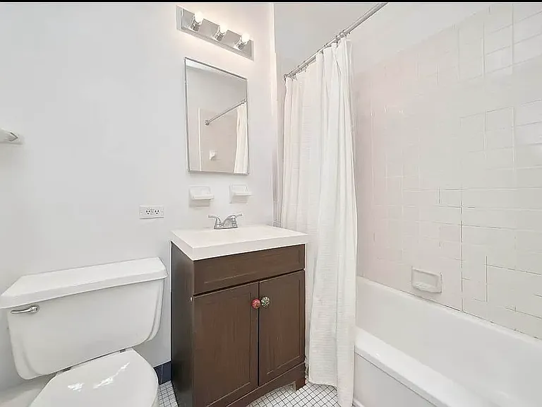 103 W 105th St #2A — Photo 8