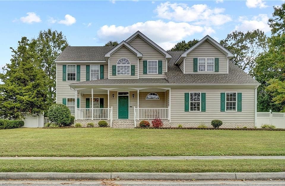 1st image of 1618 Plantation Woods Way