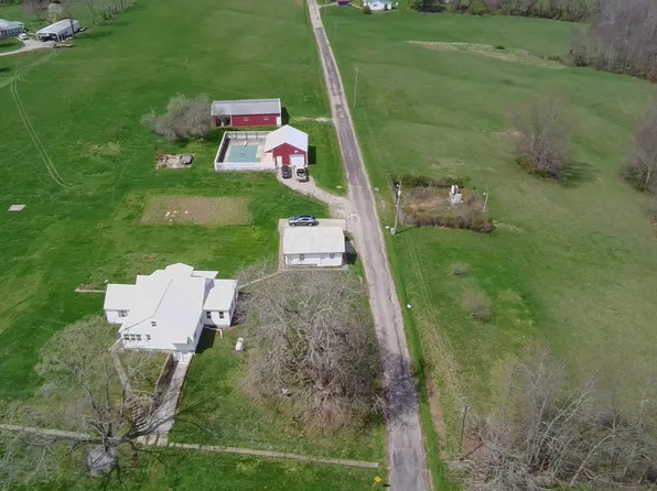 129 N Broadway St, Zaleski, OH 45698