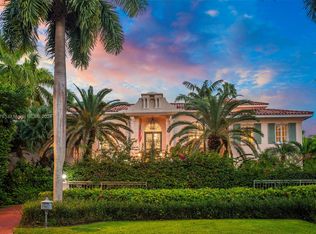 7111 Los Pinos Blvd, Coral Gables, FL 33143