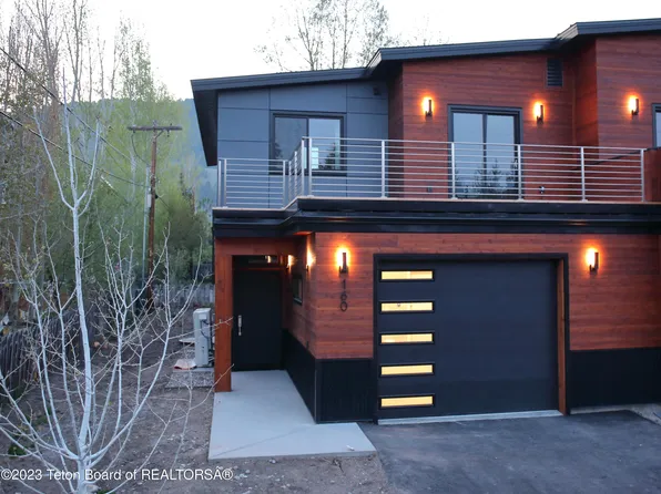 160 Redmond St, Jackson, WY 83001