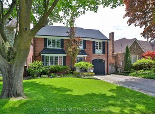107 Esgore Dr, Toronto, ON M5M 3S1