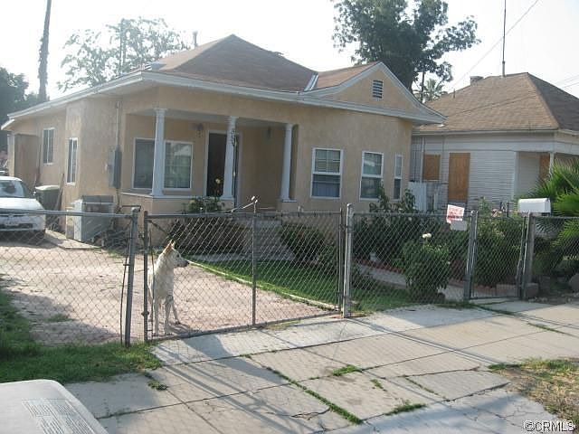 1st image of 353 Pear St