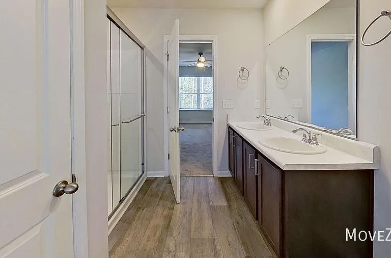 9319 Vineyard Grove Ln NE — Photo 35