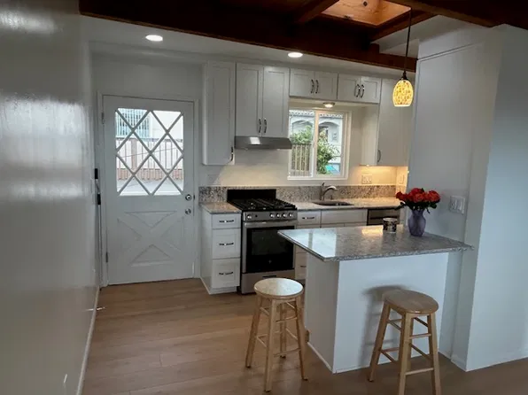 305 Morro Ave #305, Pismo Beach, CA 93449