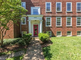 3856 Porter St NW APT E371, Washington, DC 20016