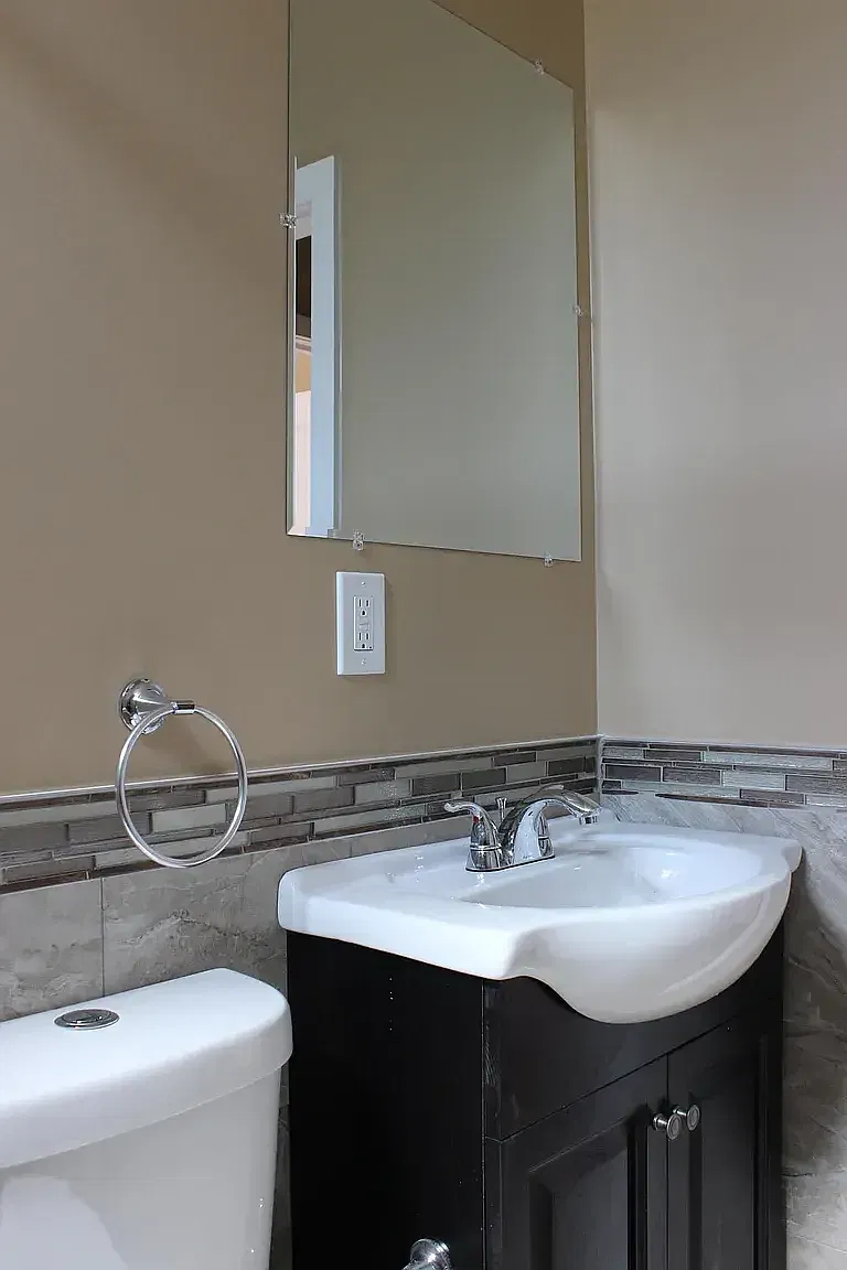 2 bed, 665 sqft, $975 — Photo 4