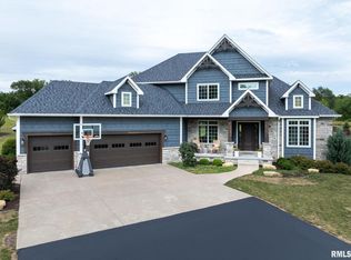 1305 N Utah Ave, Davenport, IA 52804