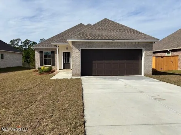 15023 Stockridge Dr, Gulfport, MS 39503