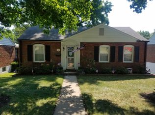 7244 Mackenzie Rd, Saint Louis, MO 63123