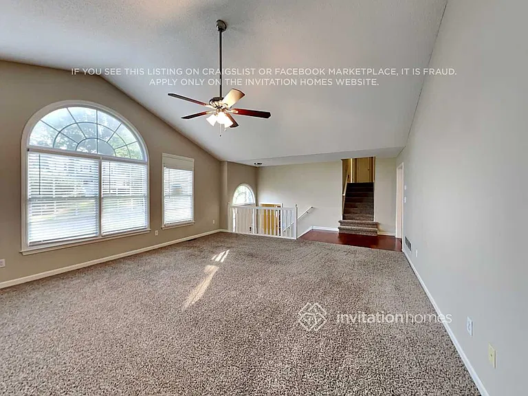 303 Pamela Pl — Photo 6