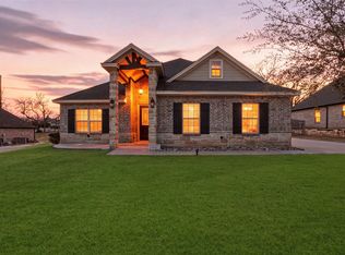 6403 Westover Dr, Granbury, TX 76049