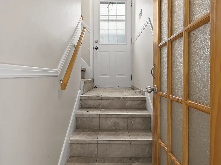 329 Thompson Rd #2 — Photo 4