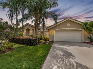 2171 Amesbury Cir, Wellington, FL 33414