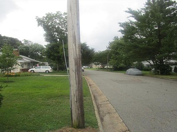 5th image of 81 Kendall Dr