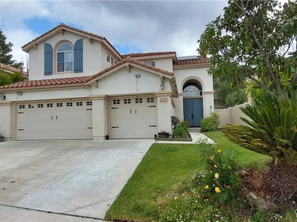 21107 Oakleaf Canyon Dr, Santa Clarita, CA 91321