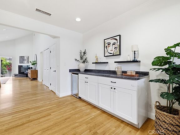 4th image of 17717 Miranda St