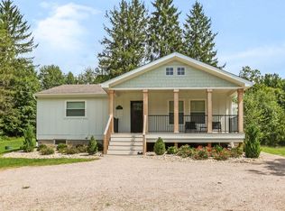 25816 Goosecreek Rd, Mc Arthur, OH 45651