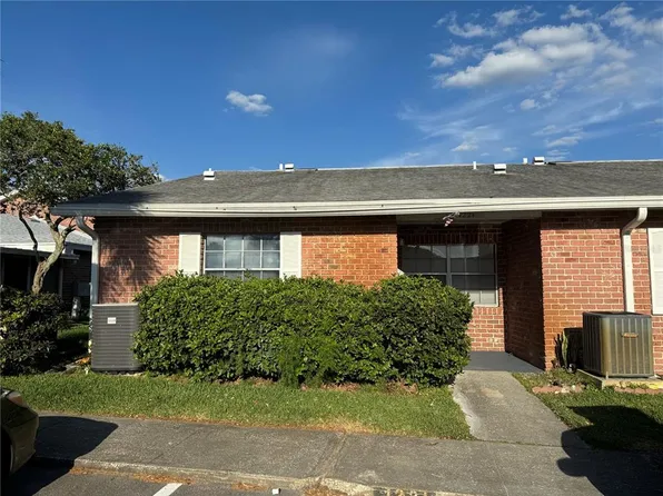 1221 Americana Pl, Orlando, FL 32807