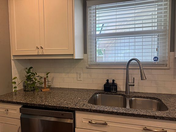 3rd image of 2109 Blue Ridge Blvd