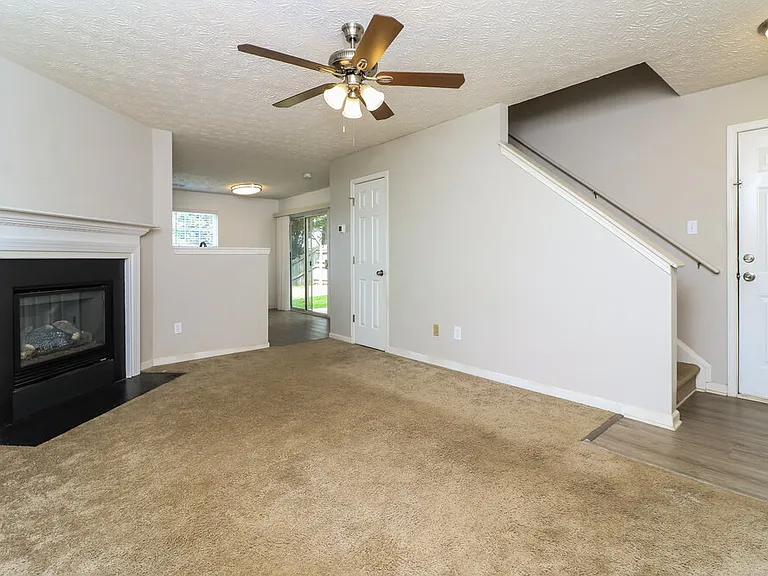 141 Oak Grove Pl — Photo 6