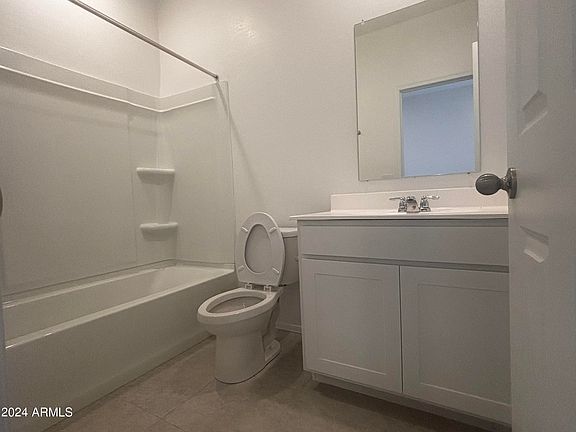 5th image of 47891 W KENNER Drive