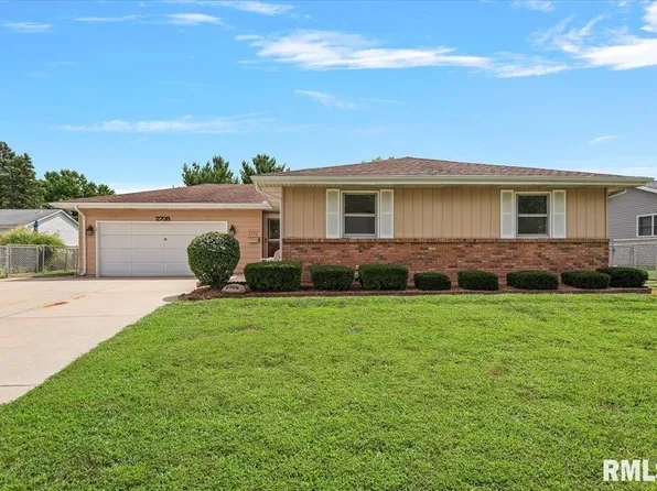 2708 Delaware Dr, Springfield, IL 62702