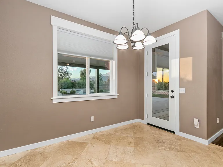 38152 Mulligan Dr — Photo 8