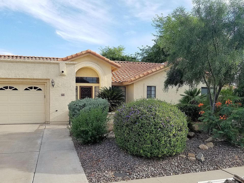 1st image of 153 W Myrna Ln
