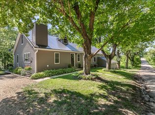 5134 N Broadway Rd, Apple River, IL 61001