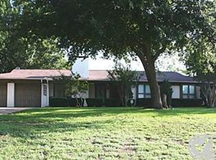 3409 Hialeah Dr, Arlington, TX 76017