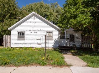 2104 Calumet Dr, New Holstein, WI 53061