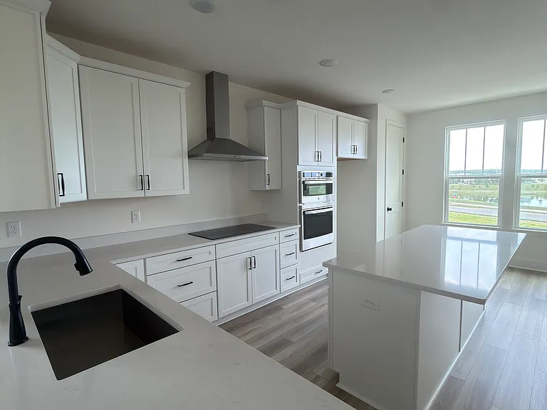 15056 Groveside Rd — Photo 4