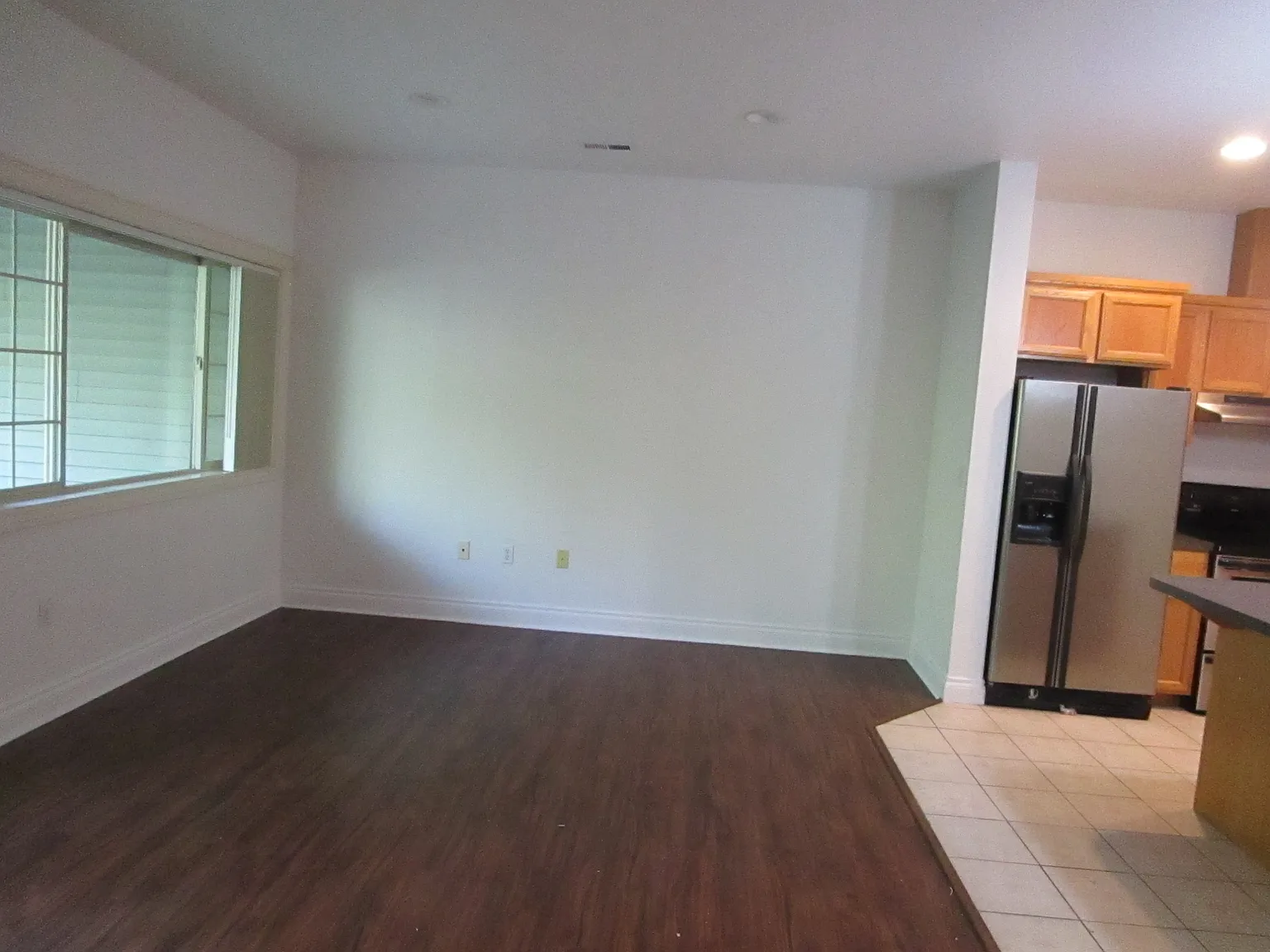 2 bed, 1028 sqft, $1,275 — Photo 4