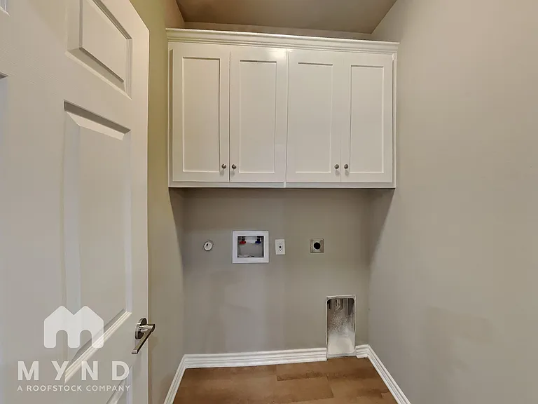 5621 Van Horn Dr — Photo 17