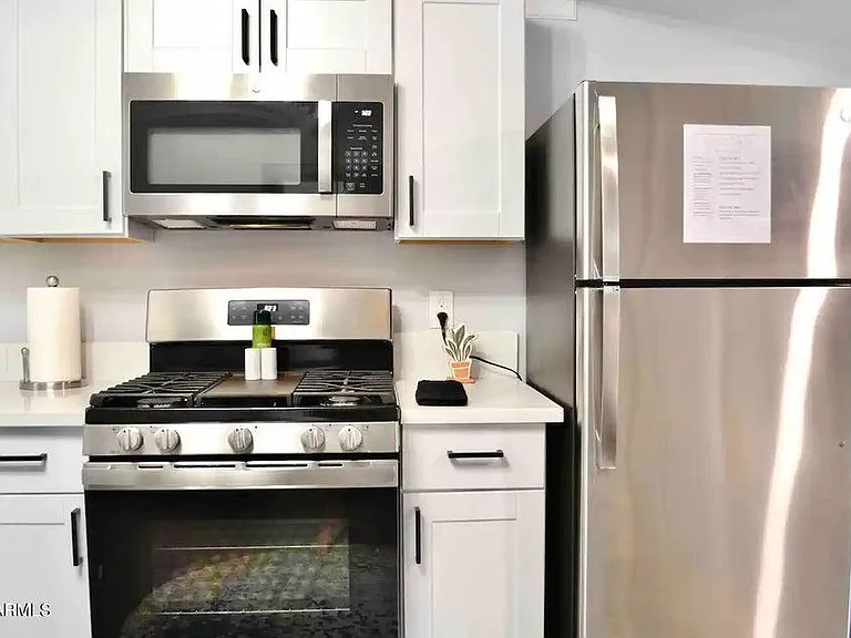 1808 E Yale St #3 — Photo 12
