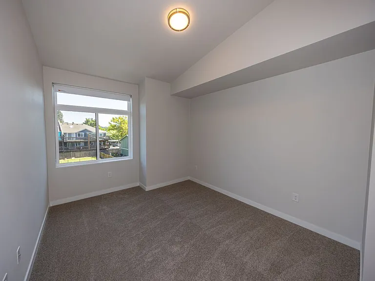1901 E 11th St #303 — Photo 16