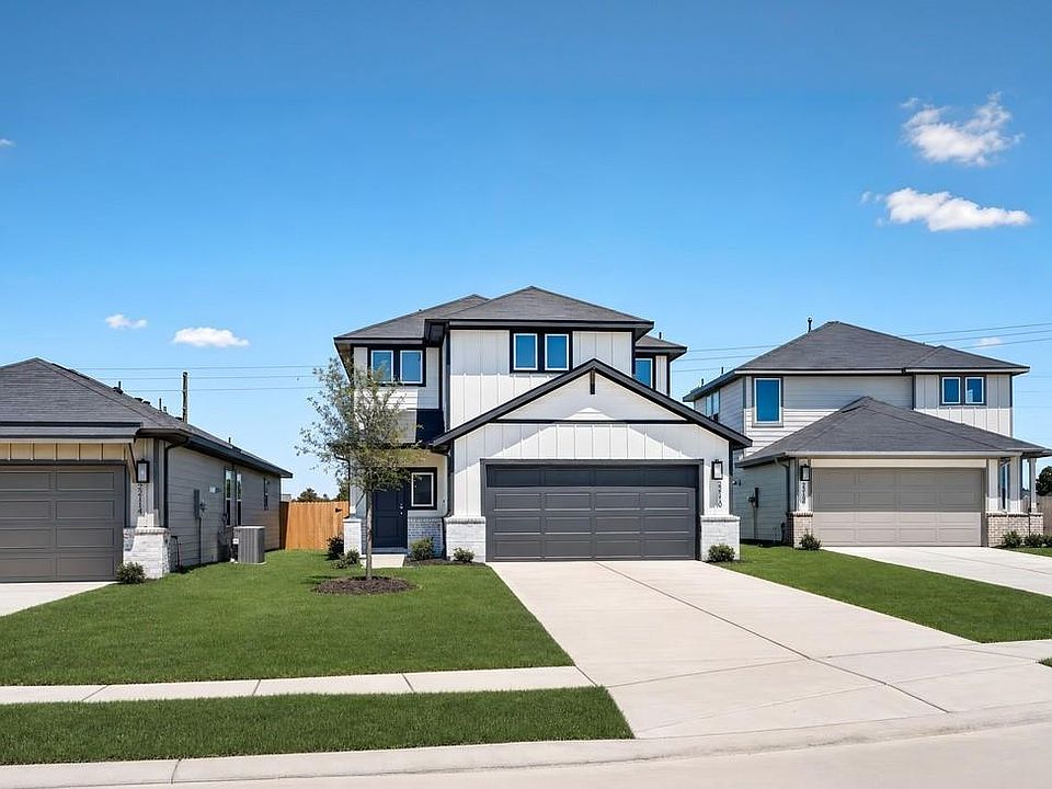 1st image of 22110 Frontier Hollow Ln