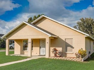 515 7th St SE, Fort Meade, FL 33841