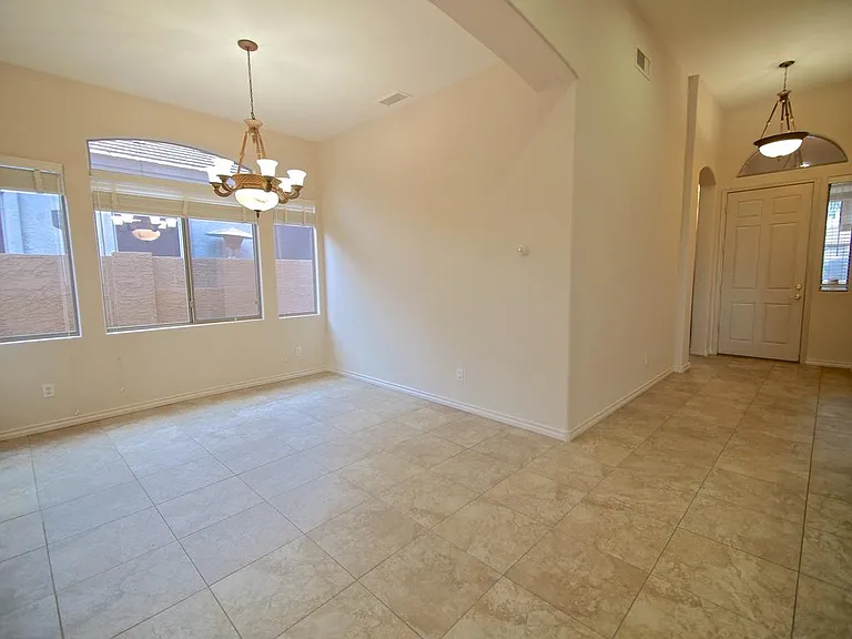 4823 E Williams Dr — Photo 13