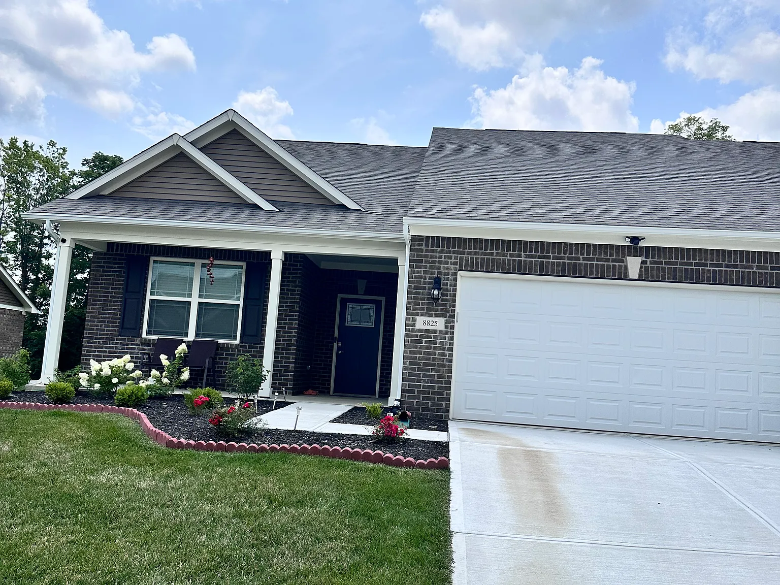 3 bed, 1776 sqft, $2,195 — Photo 2