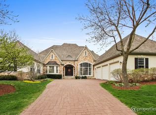 434 Farrington Dr, Lincolnshire, IL 60069