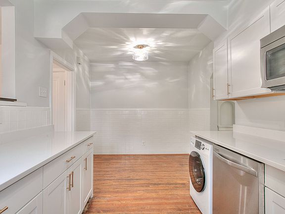3rd image of 1355 Cryer Ave APT 1